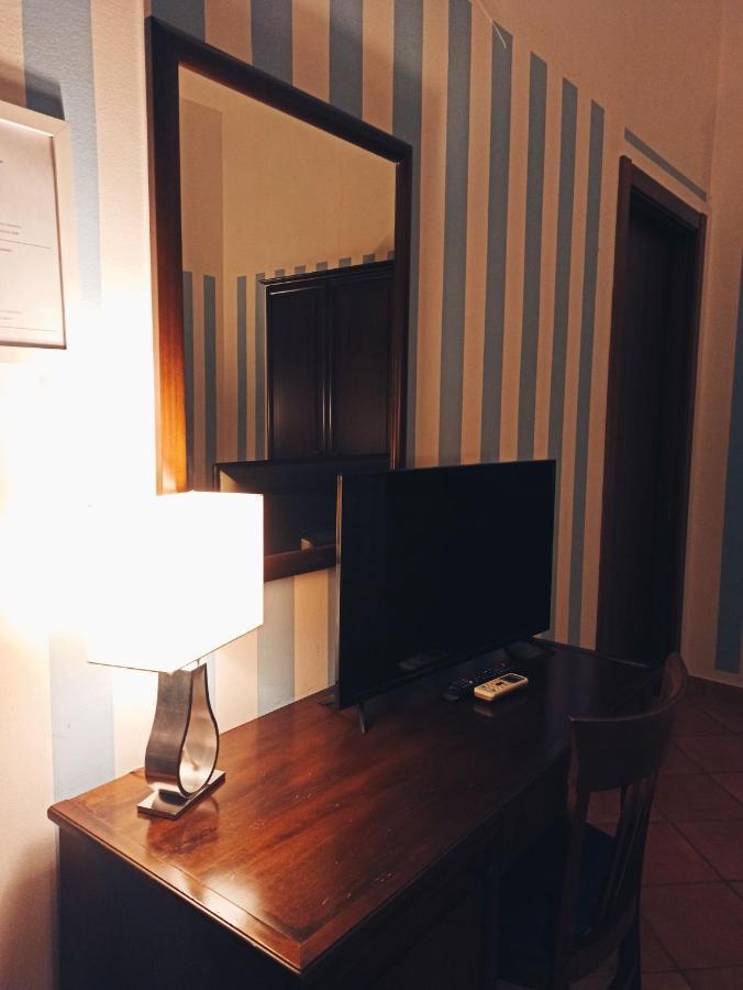 Hotel Plaza Кальтаніссетта Екстер'єр фото